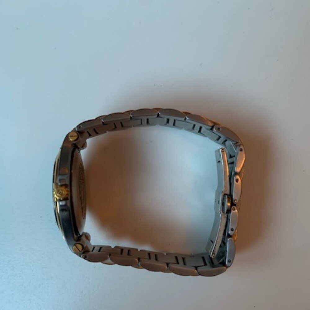 Authentic Vintage Gucci Two-Tone Swiss Watch | Box & Papers - Picture 7 of 9